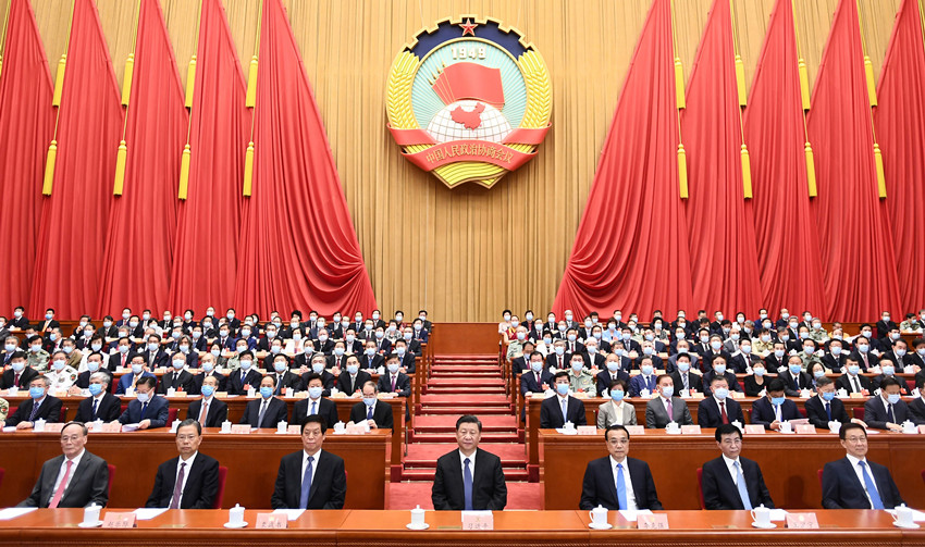 5月27日，中国人民政治协商会议第十三届全国委员会第三次会议在北京闭幕。 _副本.jpg